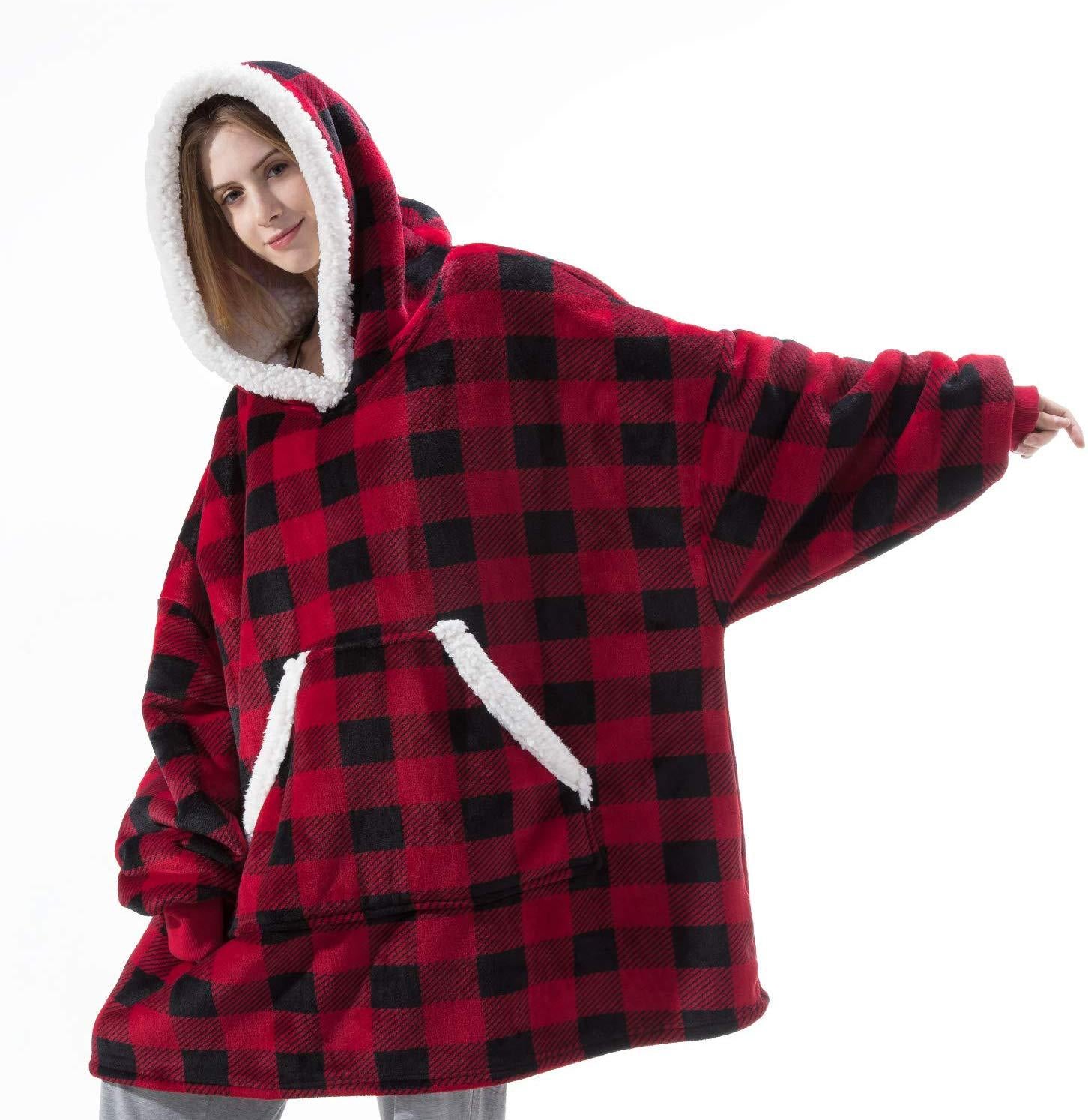 Fall/winter wearable lamb velvet lazy blanket, home casual plush sweater