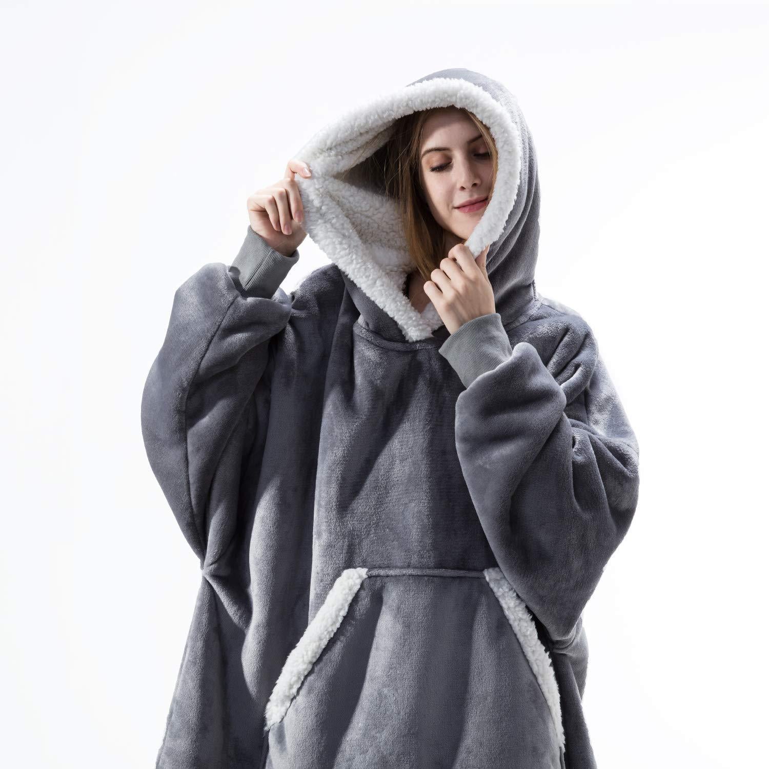Fall/winter wearable lamb velvet lazy blanket, home casual plush sweater