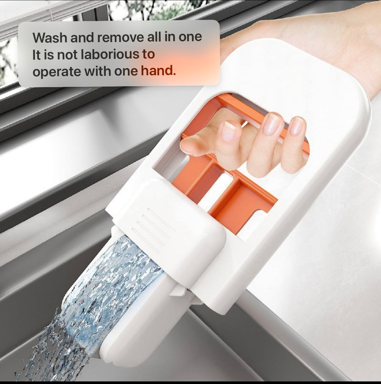 Mini mop with sponge for water absorption