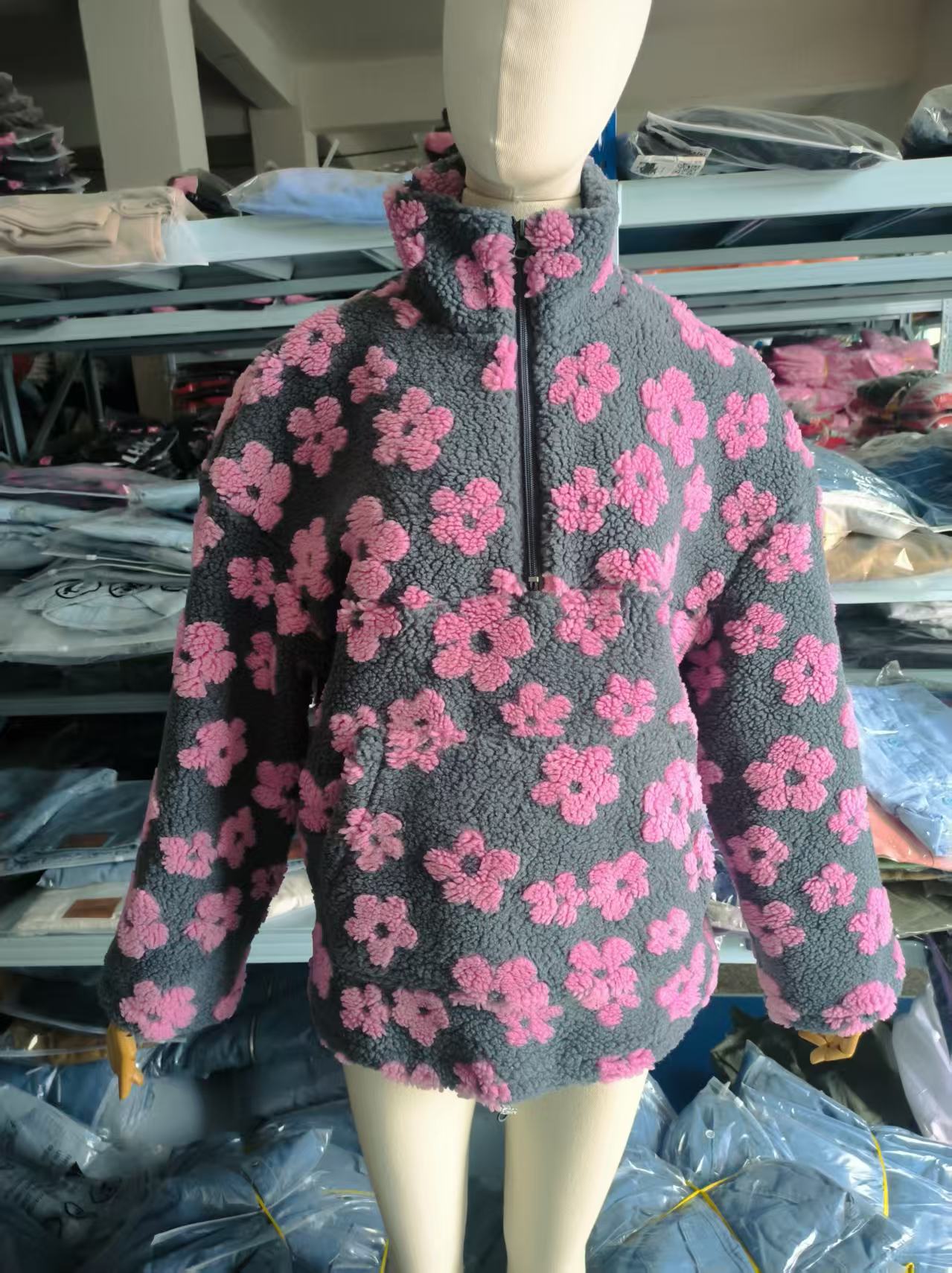Women Stand Neck Fleece Cropped Hoodies